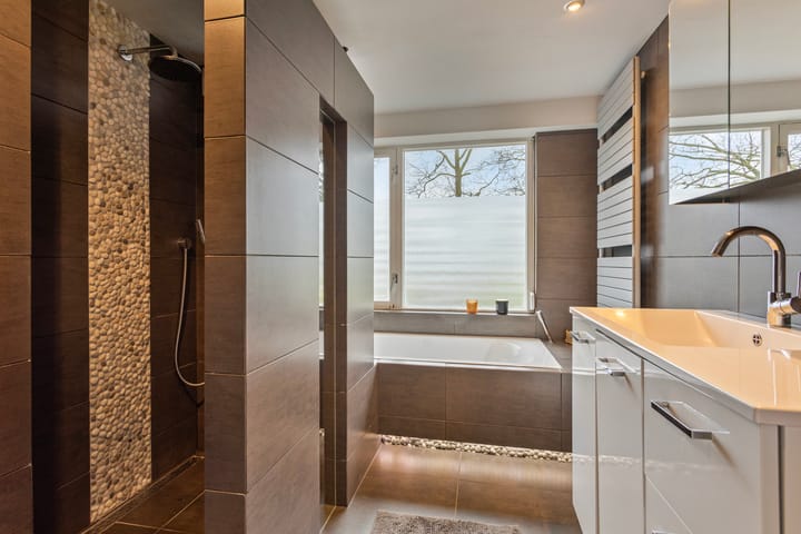 Foto 26 van Mahoniehoutstraat 51