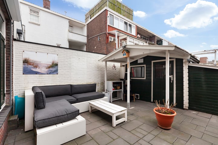 View photo 15 of Sweelinckstraat 126