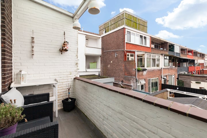 View photo 25 of Sweelinckstraat 126