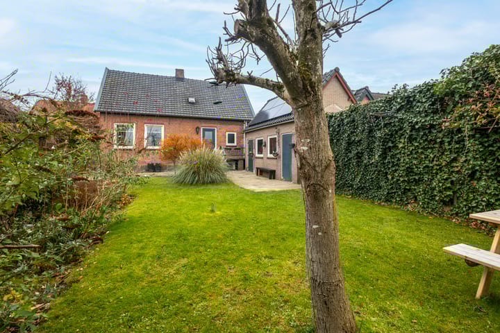 Foto 40 van Kerkweg 52