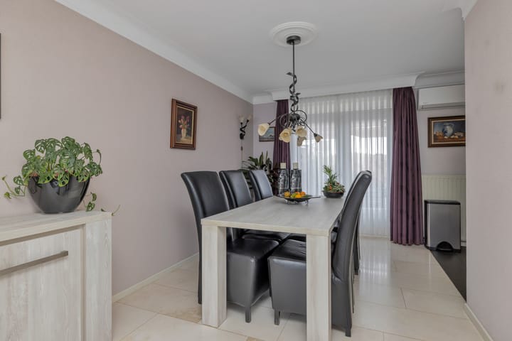 Foto 5 van Anna Bijnsstraat 11