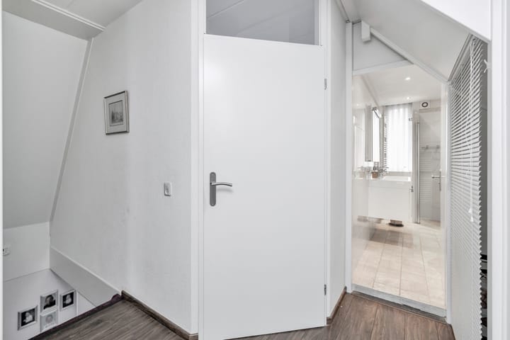 Foto 8 van Anna Bijnsstraat 11