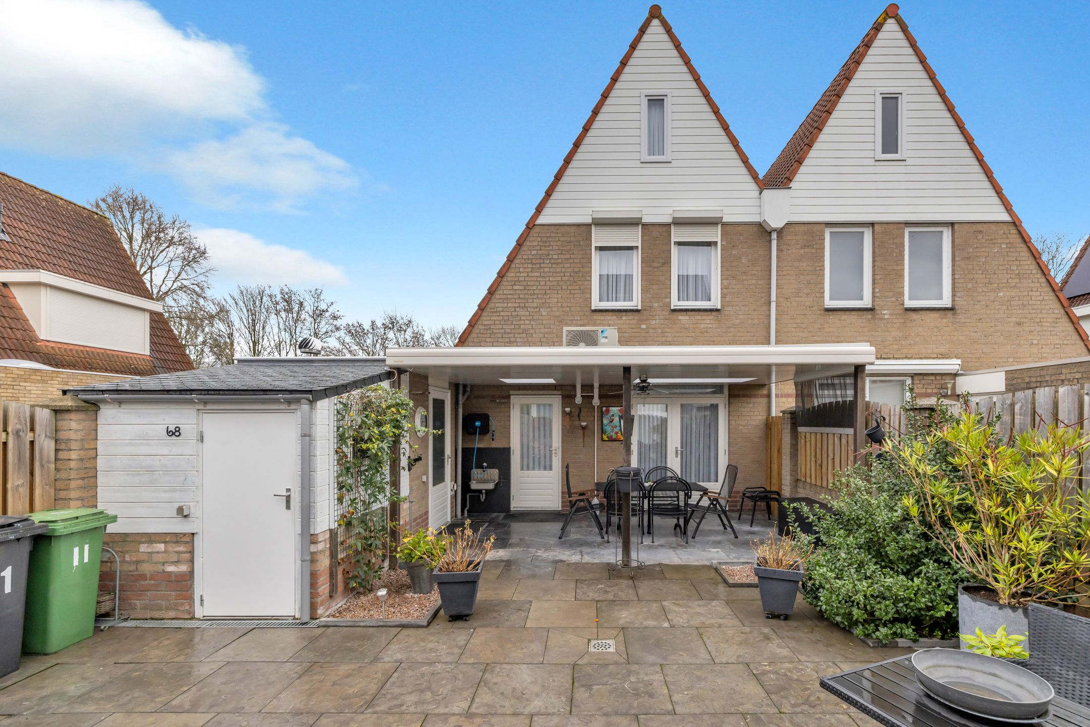 Photo 18 of Anna Bijnsstraat 11