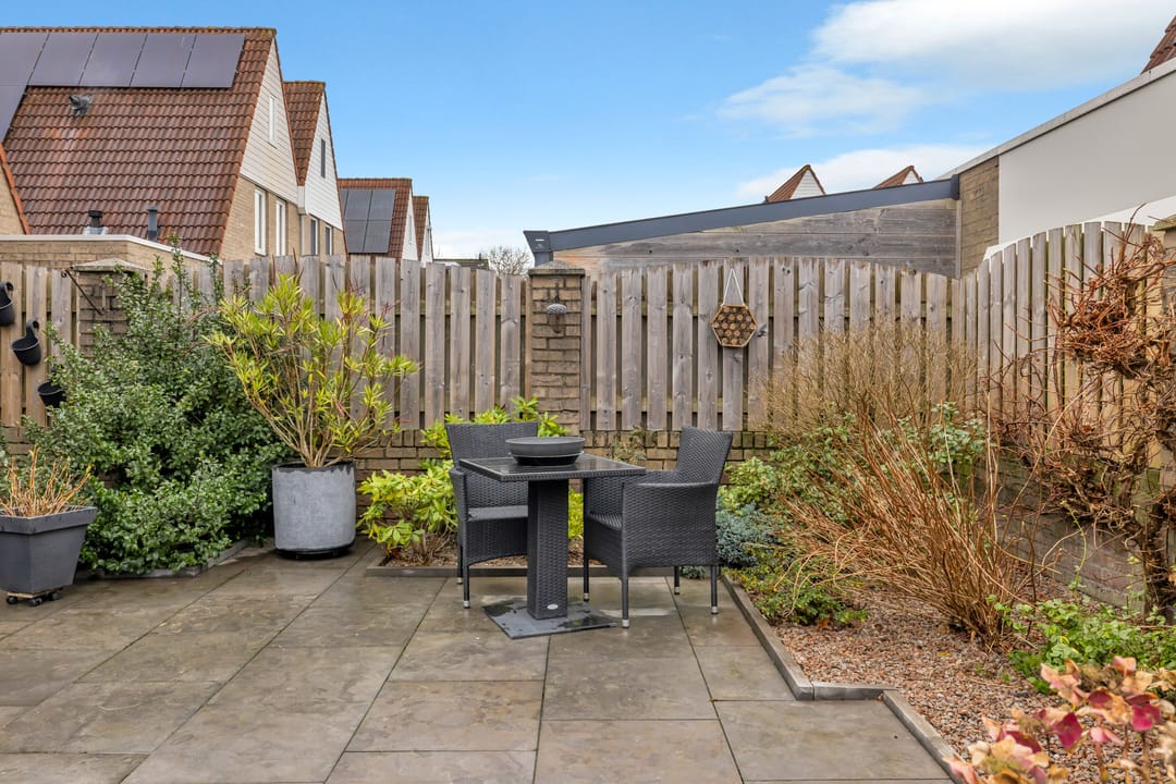 Photo 22 of Anna Bijnsstraat 11