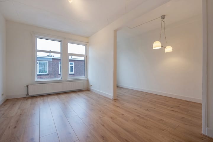 Foto 11 van Jasmijnstraat 149