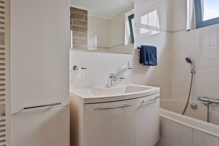 Photo 24 of Bornkamp 32