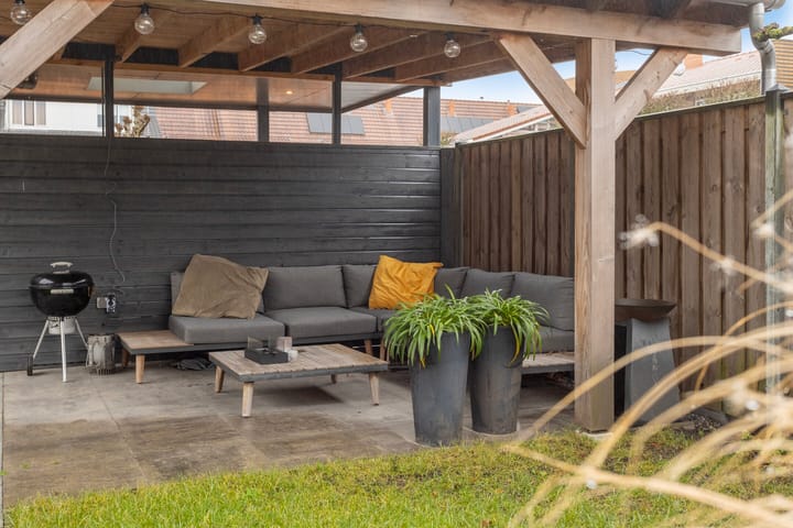 Photo 43 of Bornkamp 32