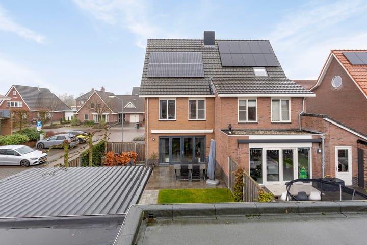 Photo 51 of Bornkamp 32