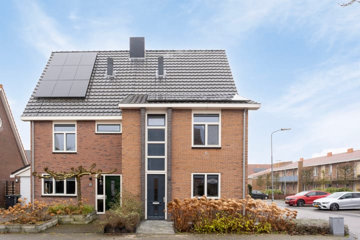 Photo 58 of Bornkamp 32