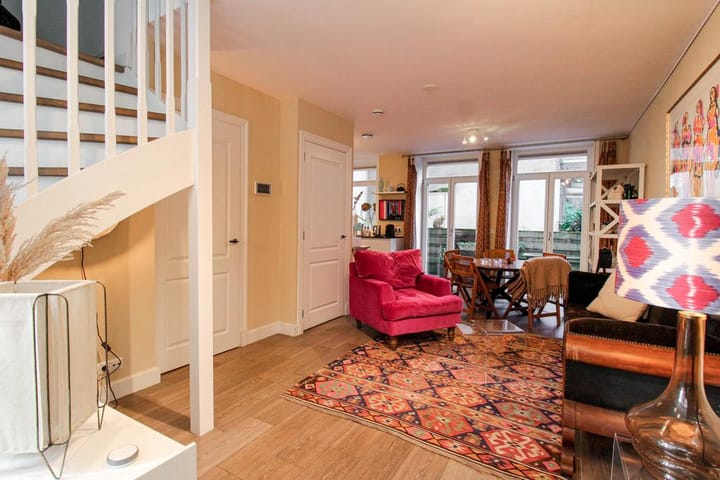 Photo 6 of Da Costastraat 112-A