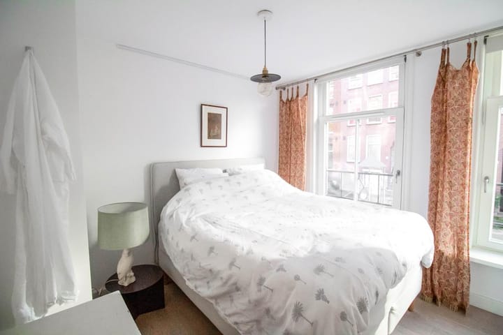 Photo 10 of Da Costastraat 112-A