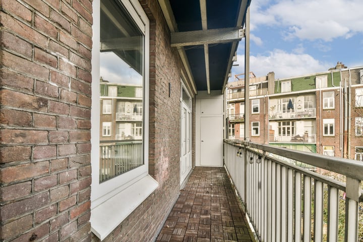 Bekijk foto 16 van Van Speijkstraat 146-2