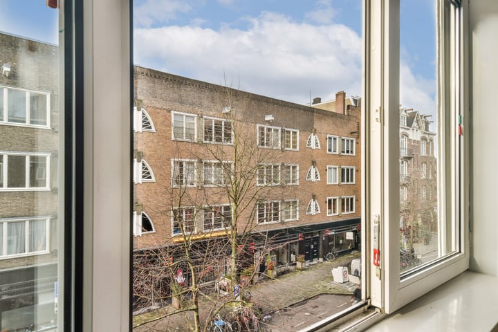 Bekijk foto 23 van Van Speijkstraat 146-2