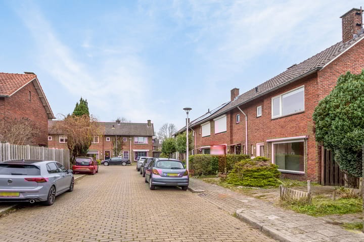 Photo 21 of Laurens Alma Tademastraat 22