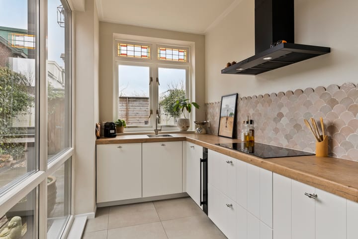 Foto 10 van Emmerikseweg 15