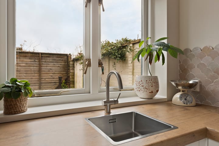 Foto 11 van Emmerikseweg 15