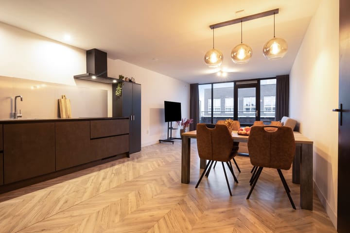 Foto 6 van Raadhuisplein 4-C