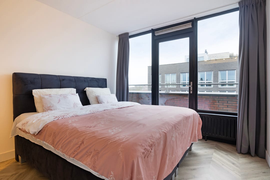 Foto 16 van Raadhuisplein 4-C