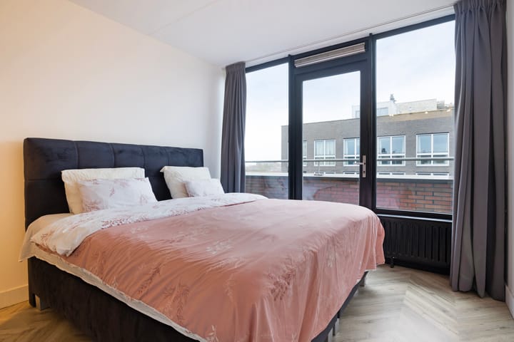 Foto 16 van Raadhuisplein 4-C