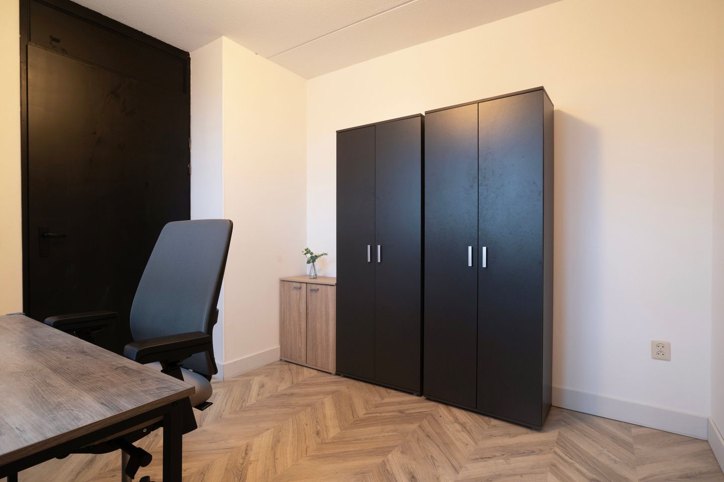 Foto 19 van Raadhuisplein 4-C