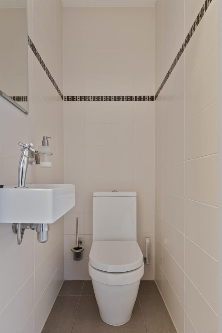 Photo 12 of Ernst Barlachrade 65