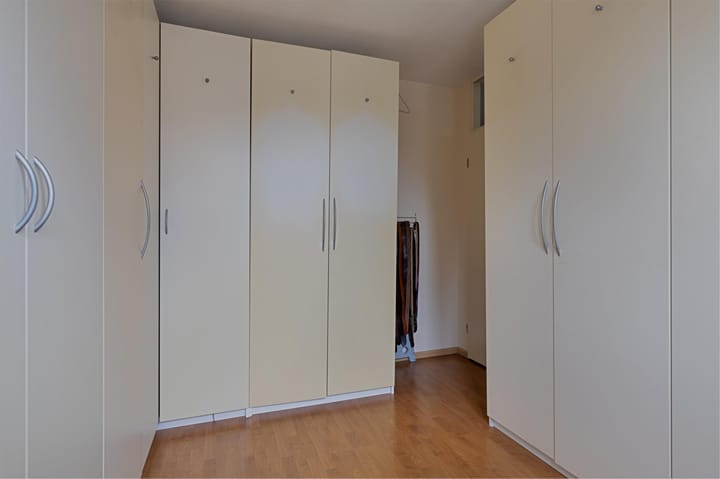 Photo 29 of Ernst Barlachrade 65