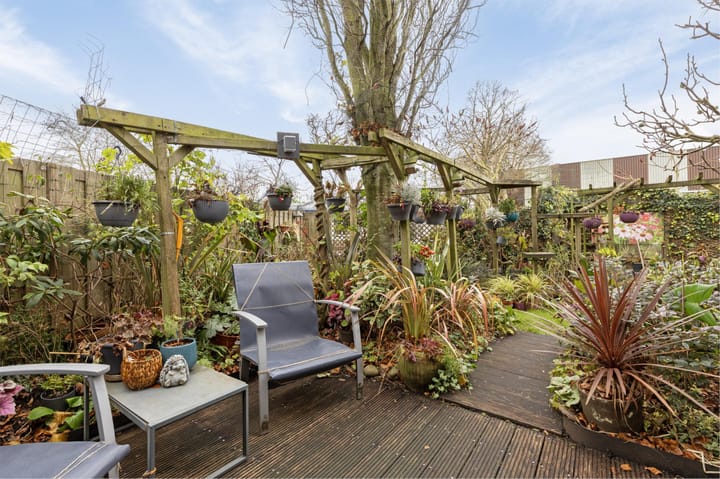 Photo 40 of Ernst Barlachrade 65