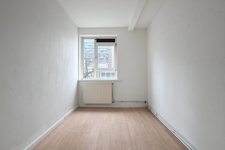 Photo 11 of Schilderstraat 34-C