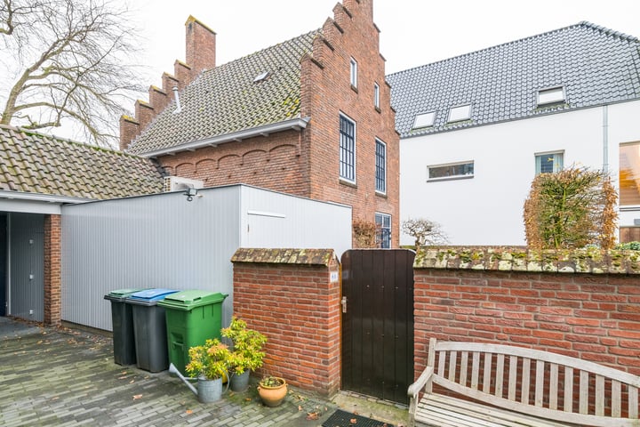 View photo 36 of Marktstraat 8-B