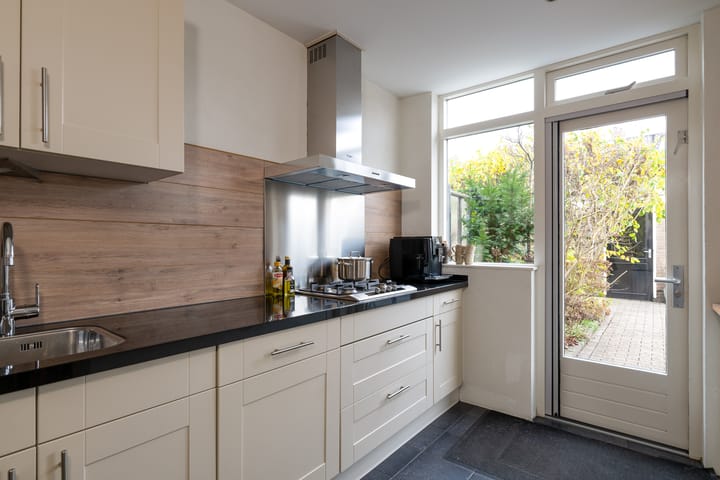 Foto 9 van Anjerlaan 10