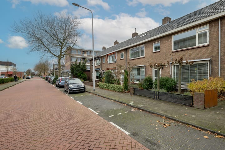 Foto 28 van Anjerlaan 10