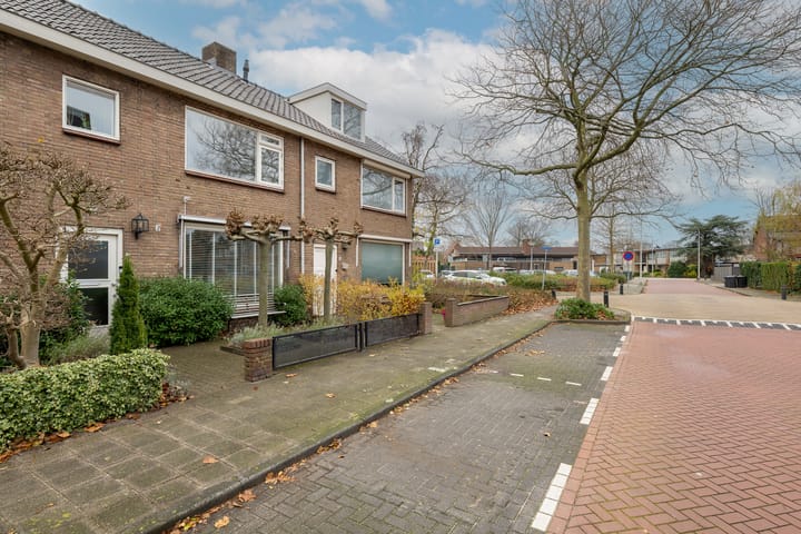 Foto 29 van Anjerlaan 10