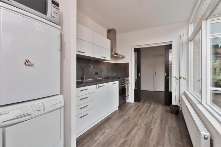 Foto 8 van Brunelstraat 21