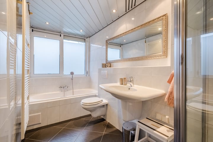 Foto 25 van Wingerd 1