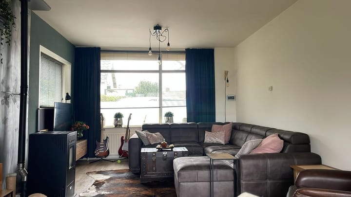 Photo 14 of Van der Helstlaan 27