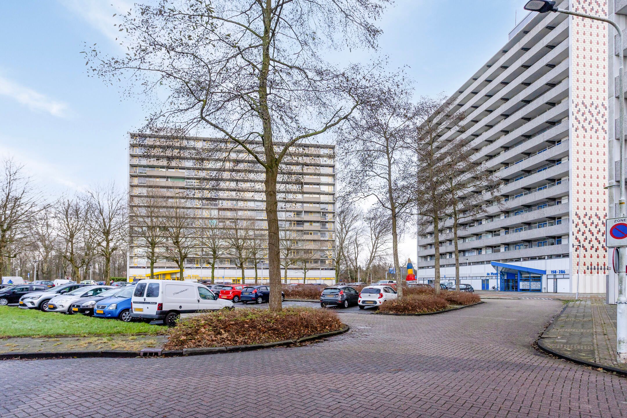 Photo 6 of Tjaarda 214