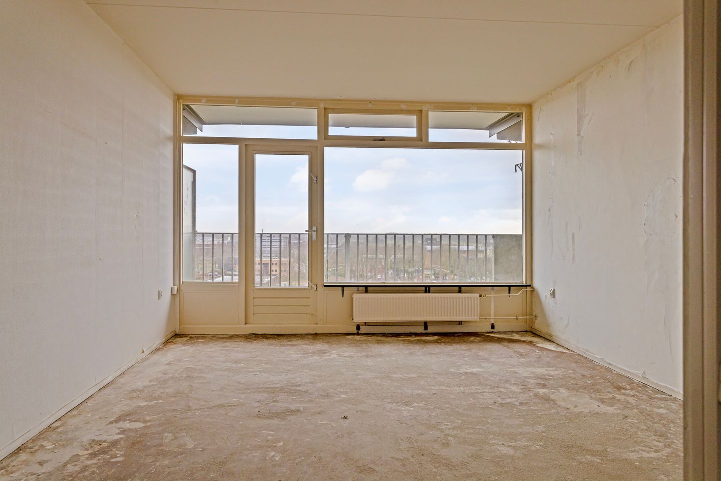 Photo 4 of Tjaarda 214