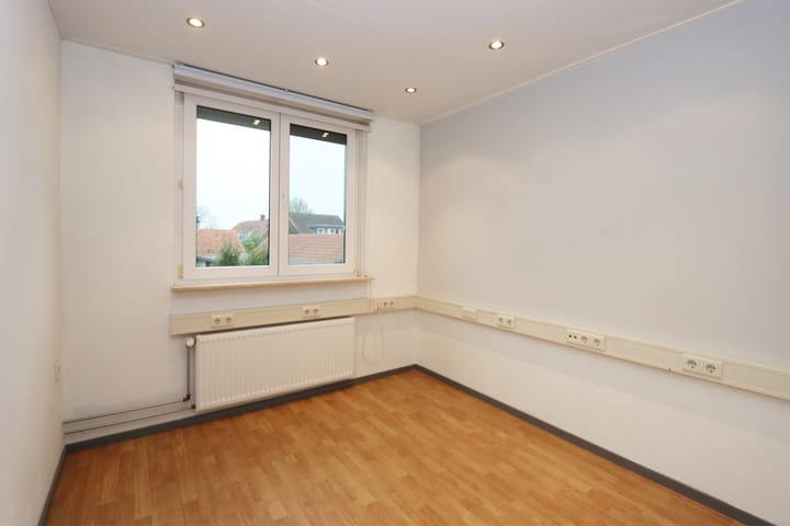 Foto 24 van Schenck van Nijdeggenstraat 13