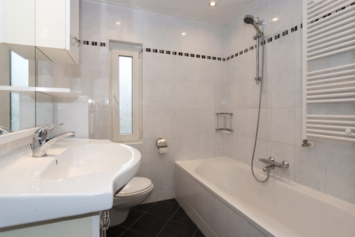 Foto 27 van Schenck van Nijdeggenstraat 13