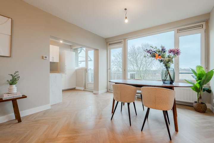 Foto 14 van Julianaplantsoen 216