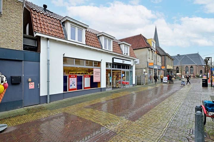 Kerkstraat 4-6, Putten