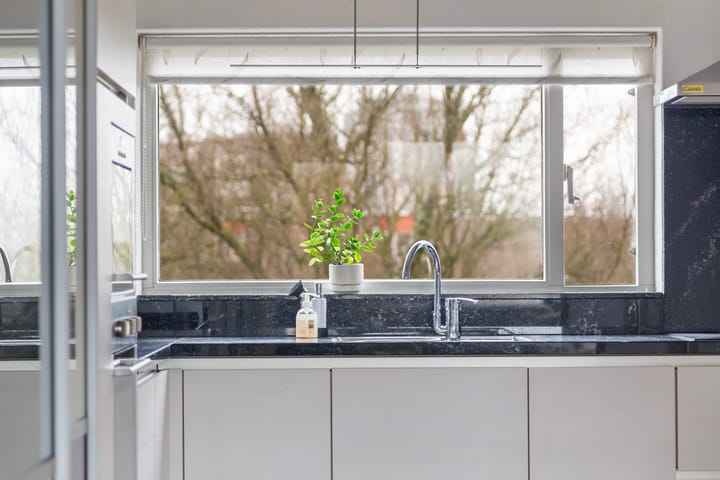 Foto 14 van Dr. Albert Schweitzerdreef 253