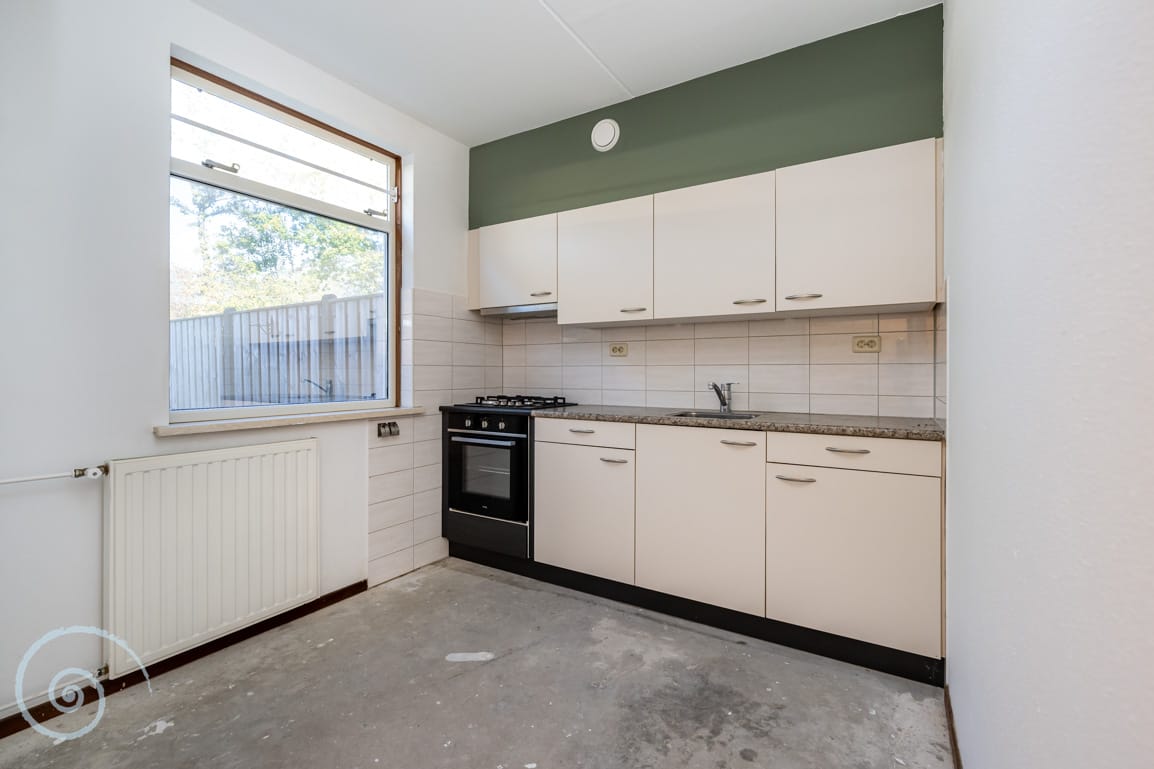 Photo 12 of Koningin Julianastraat 25