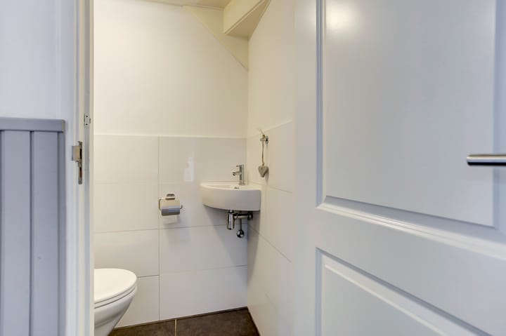 Foto 12 van Ruysdaelstraat 4