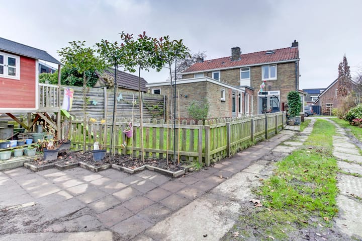 Foto 30 van Ruysdaelstraat 4