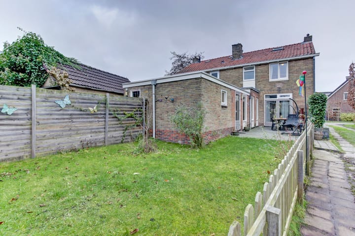 Foto 31 van Ruysdaelstraat 4