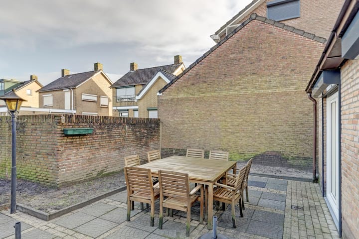 Photo 22 of Raadhuisstraat 63