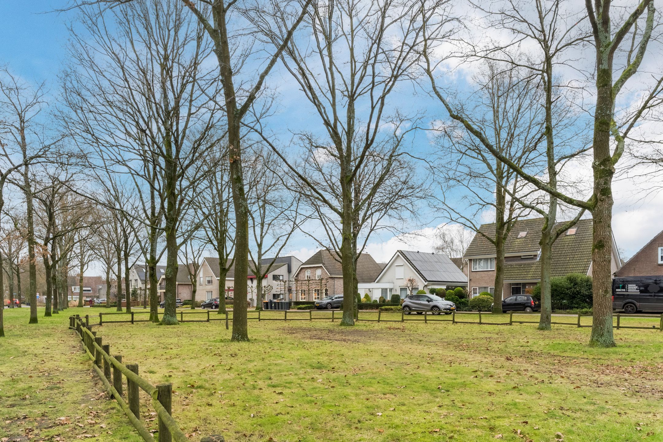 Photo 33 of Hooiakker 1