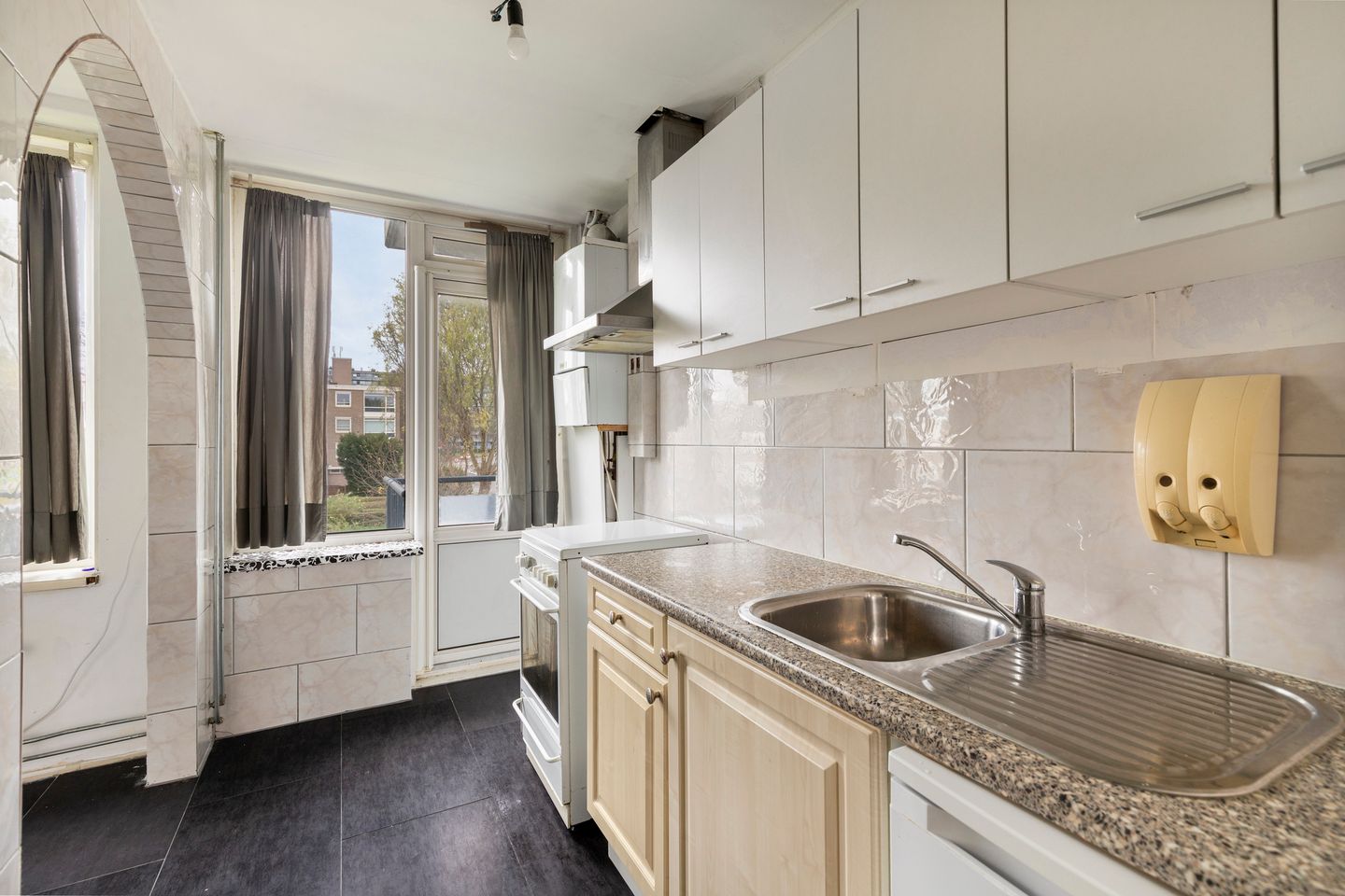 Foto 10 van Krabbendijkestraat 3