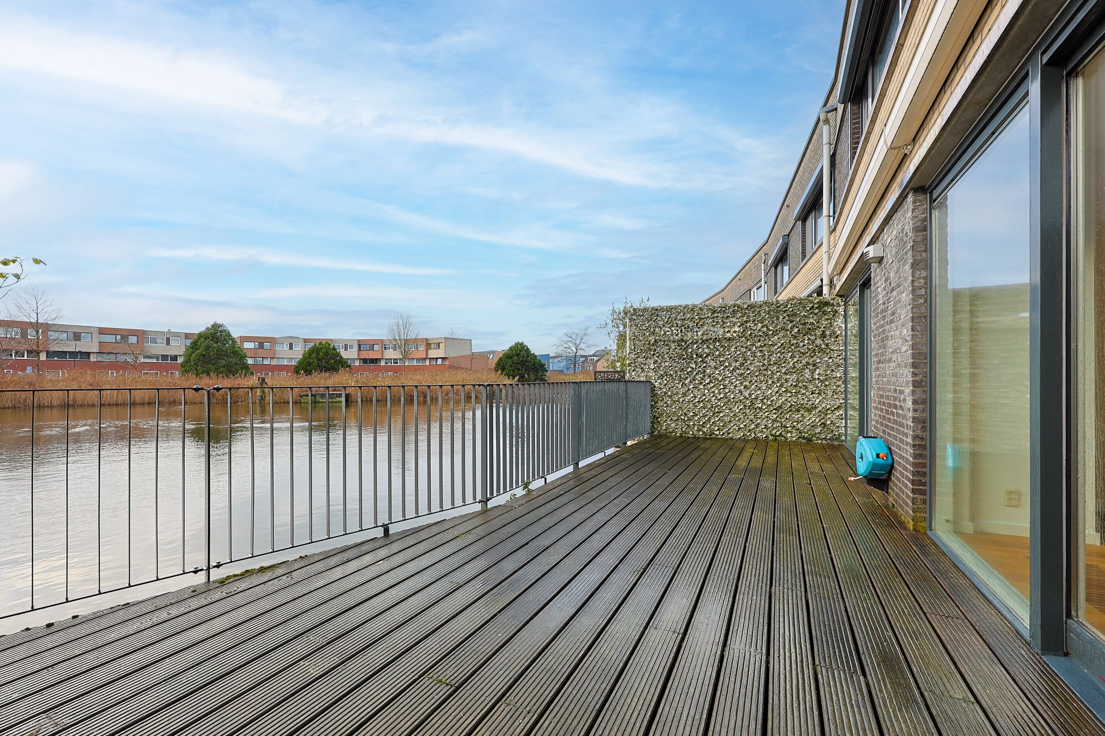 Photo 6 of Blauwe Ring 97